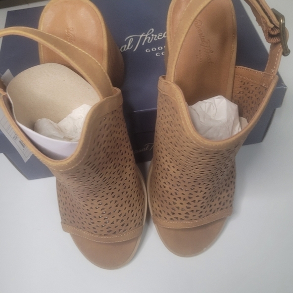 New in box Heeled Sling Back Cut Out women Boots size 10 - Picture 14 of 14